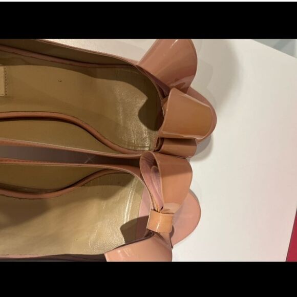 Chic Valentino Bow Heels Size 39 1/2 - Picture 3 of 5